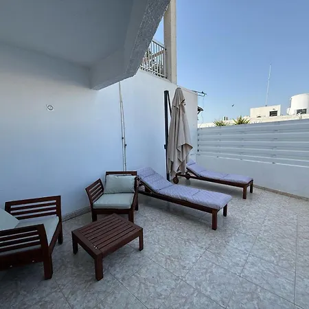 Nissi Breeze 2 Apartment